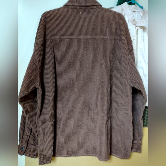 NWT🔥$89 Urban Outfitters BDG Mens Button Down Corduroy Shacket XL-TG - Picture 3 of 7
